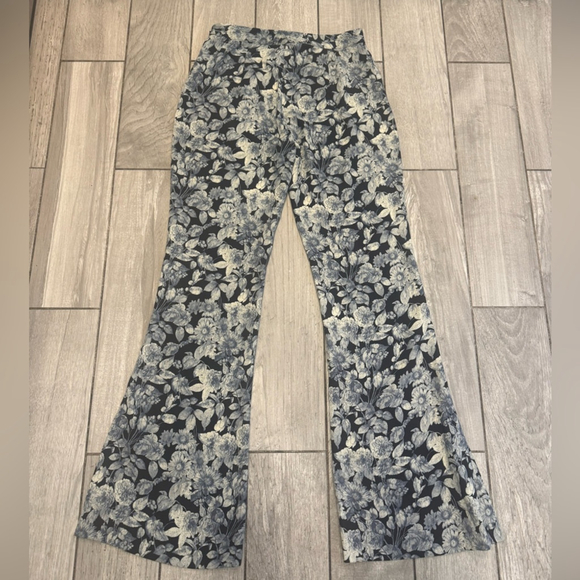 Cinq à Sept Claire Floral Wide Leg Pants, Slate Multi - Picture 9 of 13